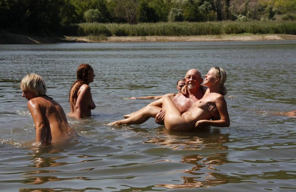 Naturist Family Event # 25 - Nudity is perceived as a natural expression of life