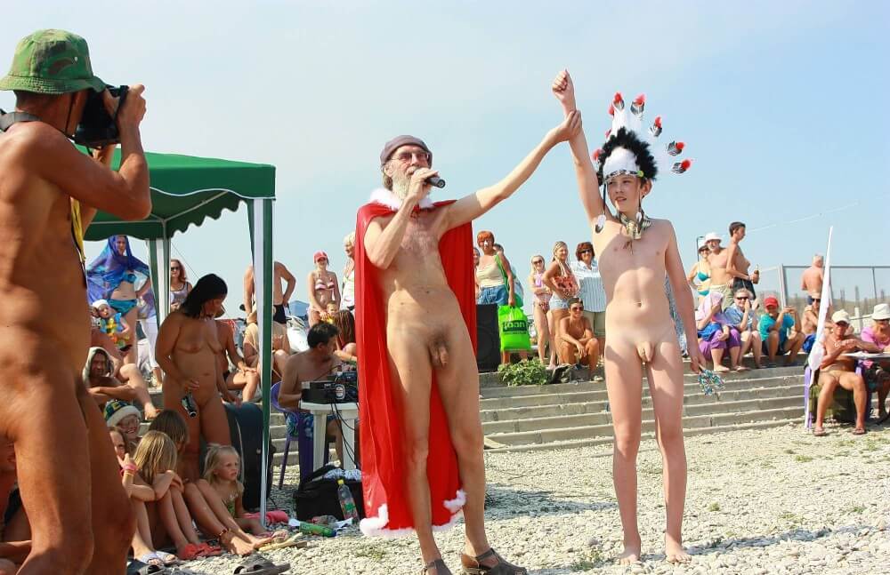 Native Headdress Dance pics - Nudism and naturism as a philosophy of life based on respect and acceptance