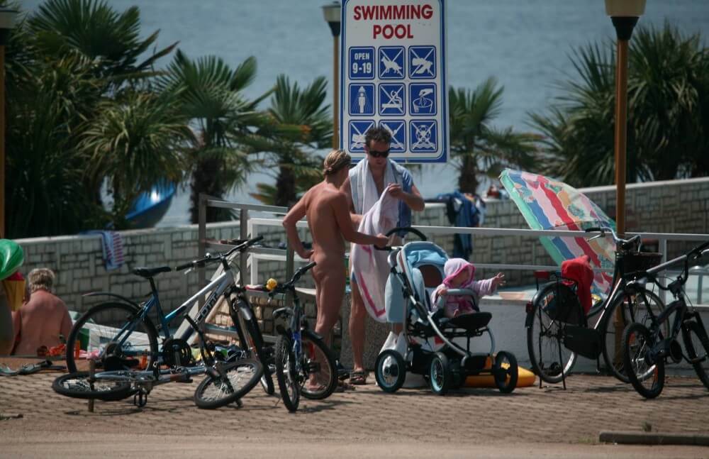 Poolside Camp Gathering pics - A naturist strives for inner harmony and emotional balance