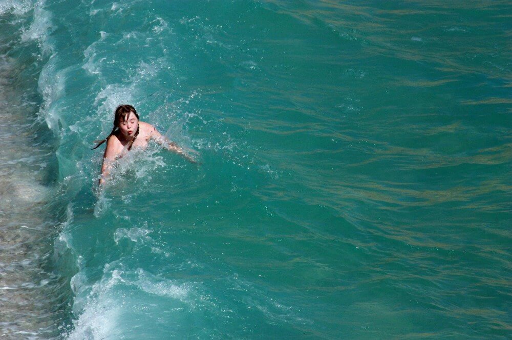 Naturist Cold Water Entry pics - Nature provides inspiration and energy for the practice of naturism and nudism