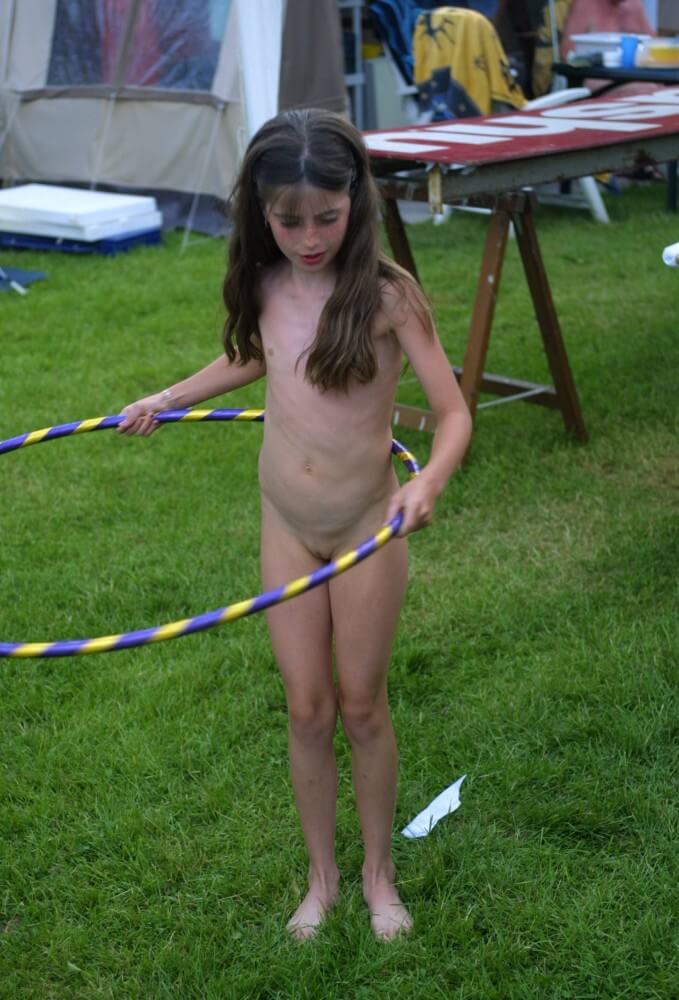 Holland Grass Hula Hoops pics - Popularizing nudism among the general public