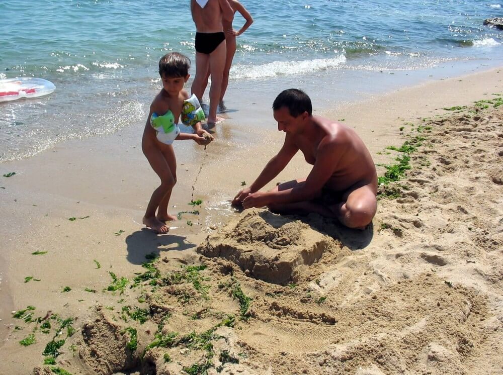 Bulgarian Sandy Paint Over - Nudity is seen as a natural and beautiful aspect of life