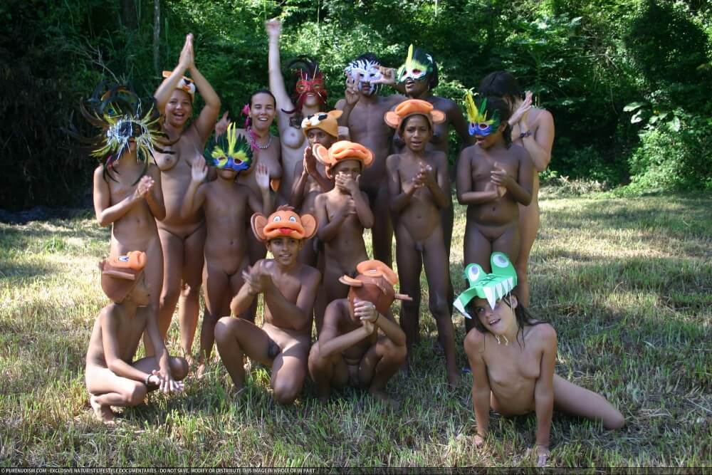 Brazilian Nudists hot gallery 2 - Naturists live in harmony with nature