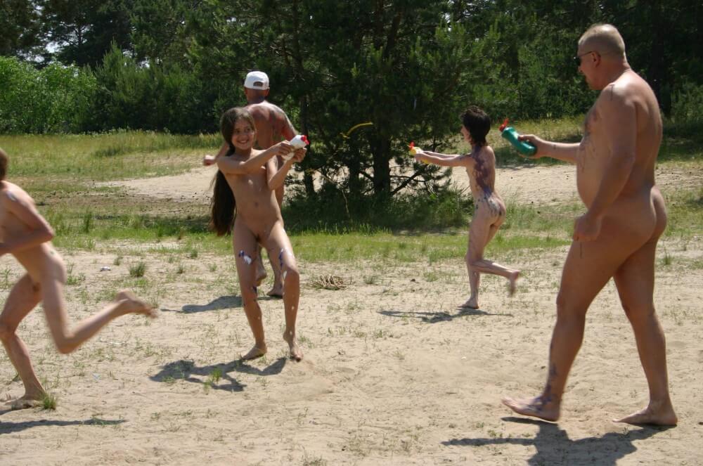 Kiev Group Painting Wild pics - A basic understanding of naturism is necessary