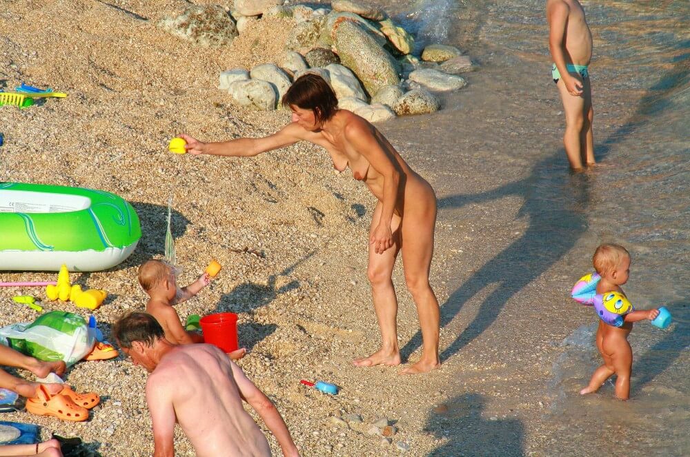 Ula Naturists Beach photo gallery - Freedom and naturalness are important to naturists