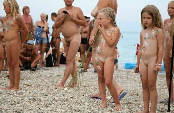 Nudism photo gallery # 1 - Naturism promotes health of mind and body