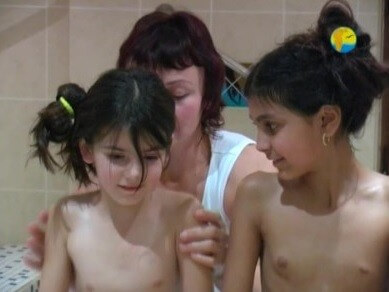 Naturist Freedom: Girls In Sauna upd - Nudity as an expression of natural beauty