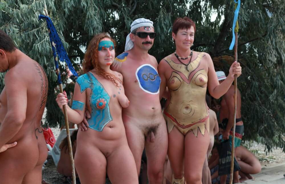 Neptune Step Relaxations pics - At the heart of nudism lies the idea of equality and respect for oneself and others