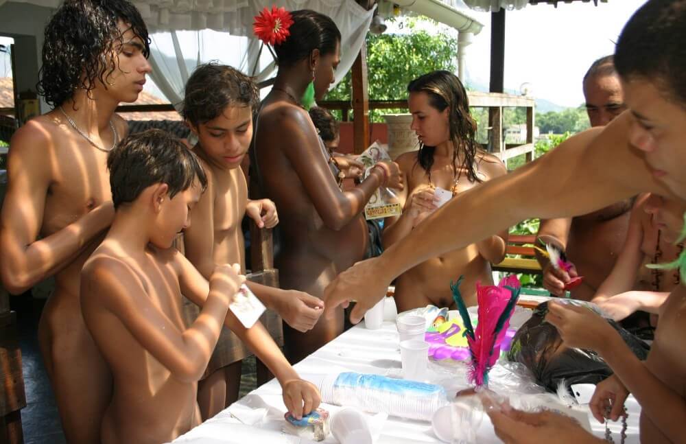 Brazilian Sunshine Beauty photos - For naturists, nudity is part of natural existence