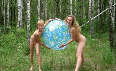 Crimea Family Sand Profile photo gallery - The lifestyle of naturist advocates and their community