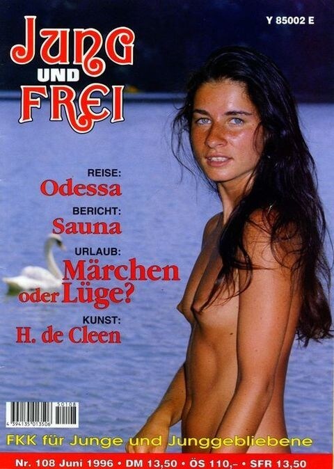 Jung und Frei Nr 108 - Nudity fosters trust and mutual understanding among people