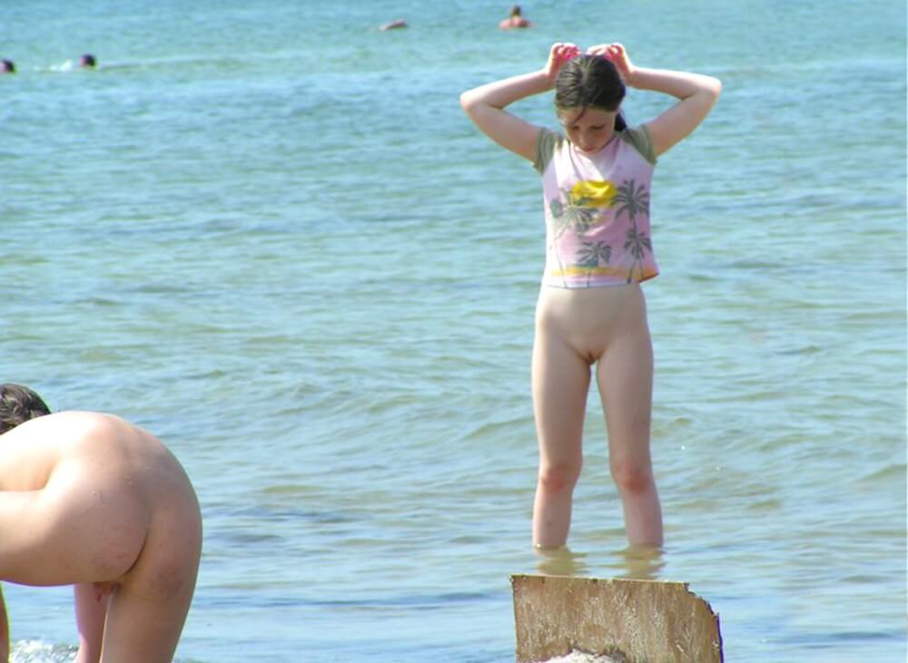 Crazy dirty girls - Naturists are open to new ideas and experiences