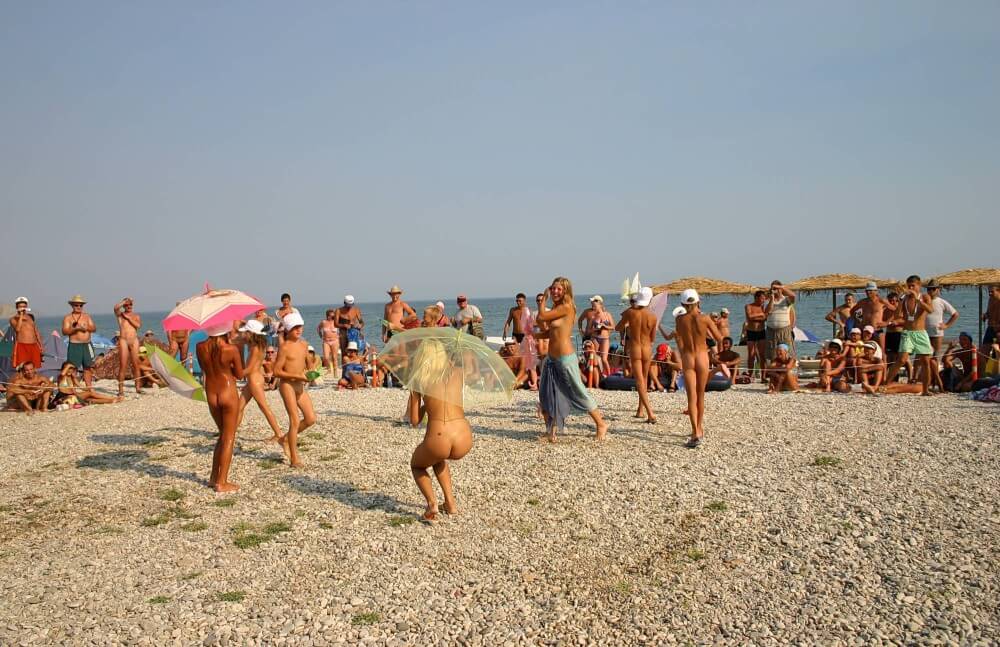 Ribbon and Umbrella Dance pics - Nudist practices help foster respect for differences and individuality