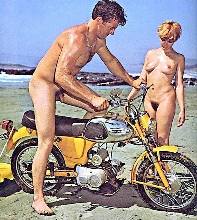 Retro naturism photo gallery - Nudism as a way to overcome body image issues and stereotypes