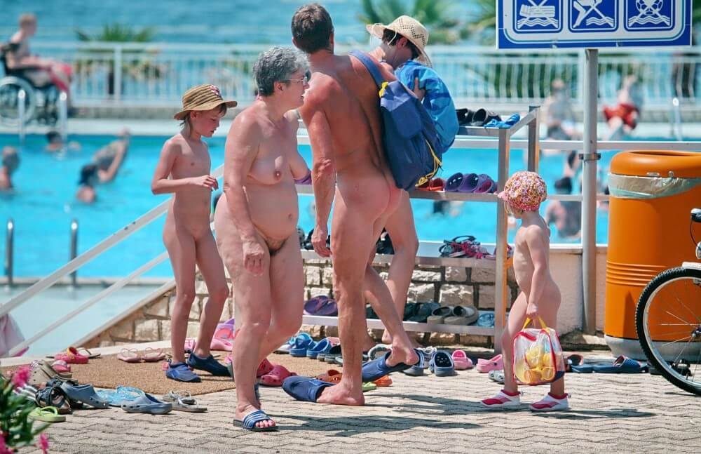 Family Poolside Grouping pics - For naturists, nudity is part of natural existence