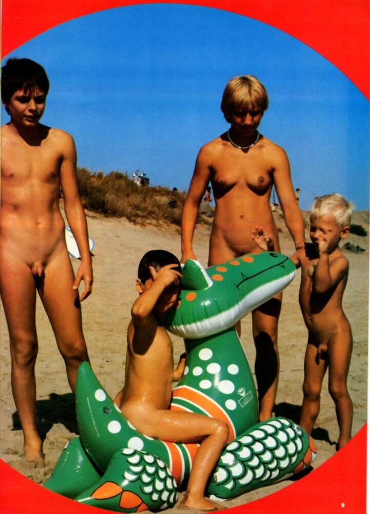 Jung und Frei Nr 15 - Only a nudist truly values the connection with nature and the human body