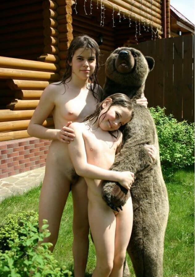 Naturism photo gallery # 57 - Nudism and naturism are a path to self-acceptance