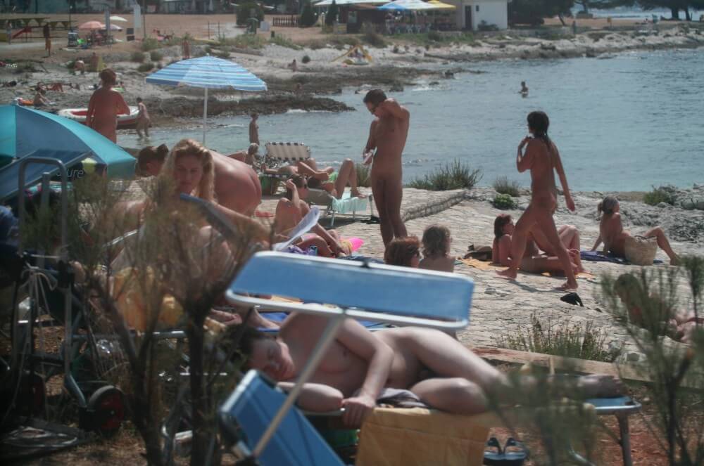 Nuda Beach Wide Outlook pics - Nudism encourages love for nature and oneself