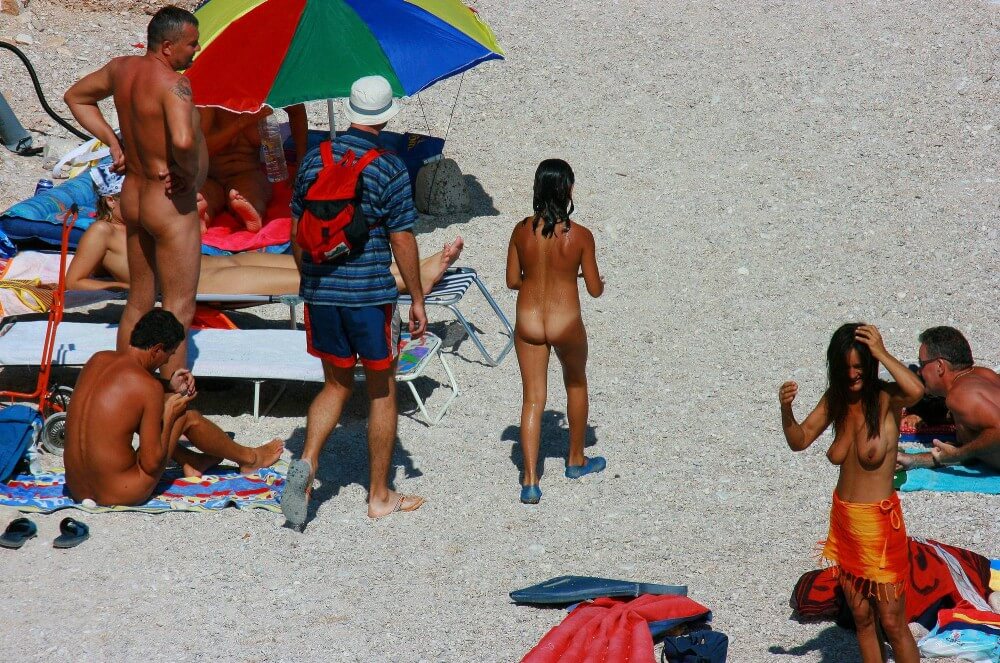 Uka FKK Beach Parenting Nudist beach pics - Core values and goals of nudist clubs and organizations