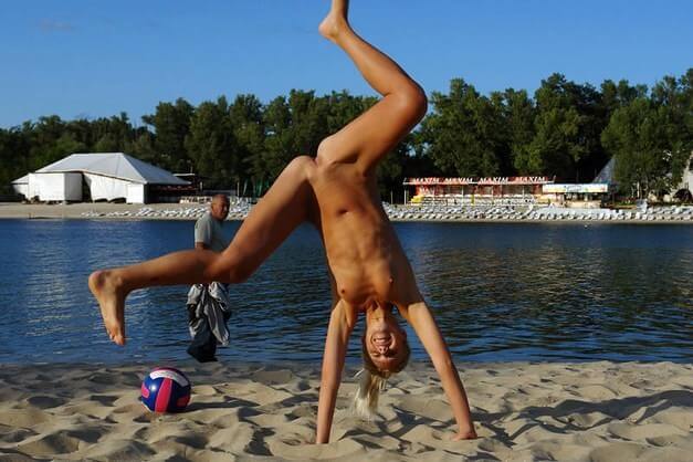 Enature presents - Nudism is based on human nature