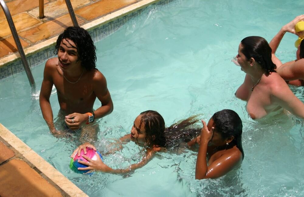Brazilian Near Pool Profile pics - Nudism helps overcome complexes and fears